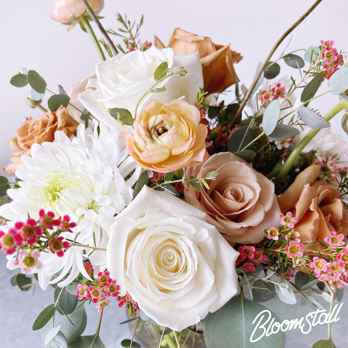 What does a florist do? Bloomstall Flowers Columbia, Tennessee