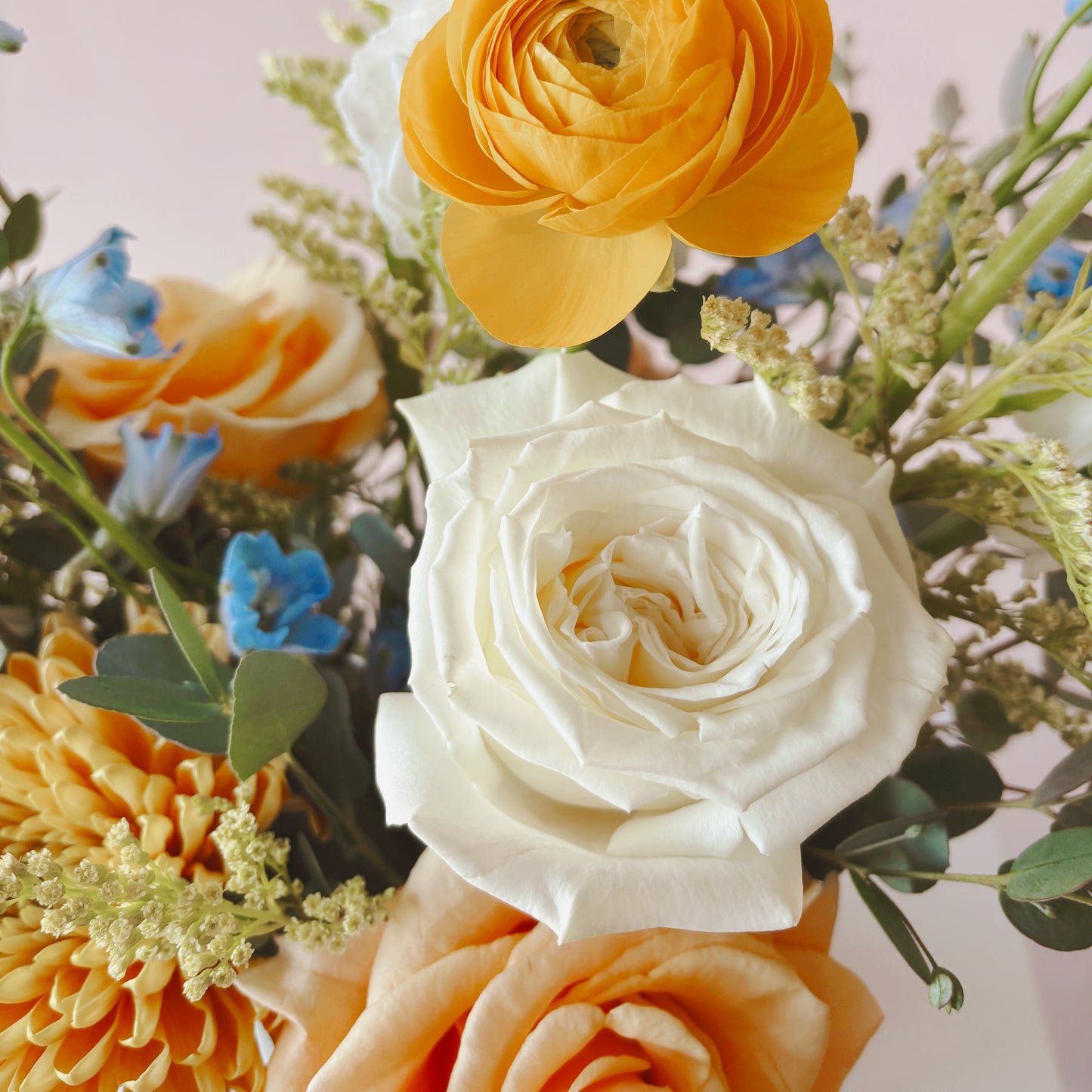 close up of roses in a flower arrangement. High end floral studio - columbia, tennessee