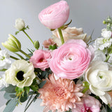 Beautiful spring flowers by Bloomstall.