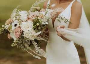 Should You DIY Your Wedding Flowers?