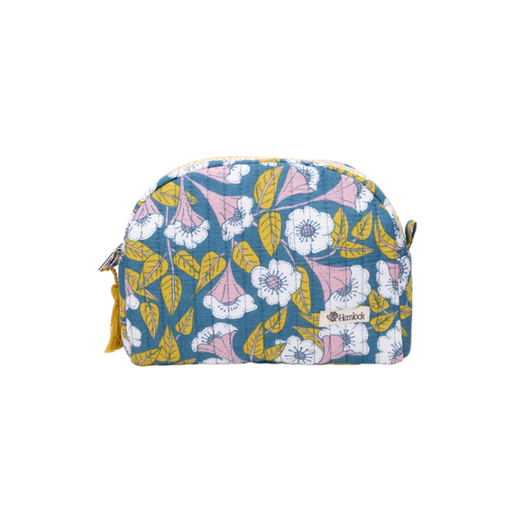 Evangeline Small Quilted Scallop Zipper Pouch