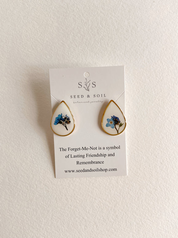 Teardrop Cameo Studs Forget me Not