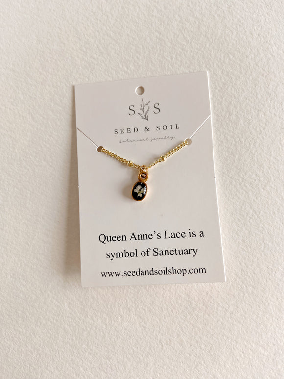 Seed & Soil Petite Cameo Necklace Black